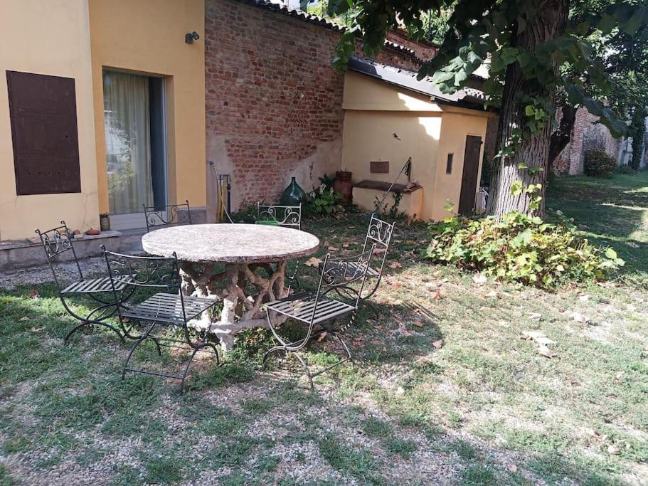 Suite Per Gli Ospiti Pavia Eksteriør billede